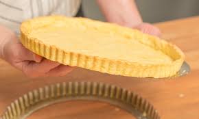 moule à tarte - fond de tarte cuit
