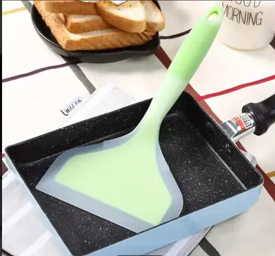 spatule_-_maxi_poele_japonaise