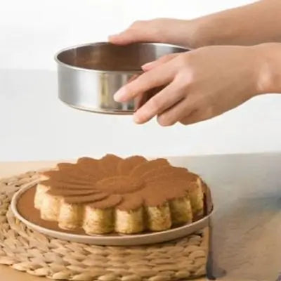 tamis_-_saupoudrer_du_cacao